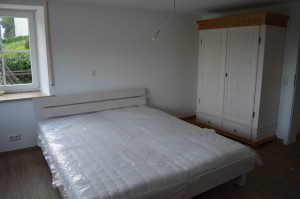 Schlafzimmer 1 - Doppelbett in Überlänge