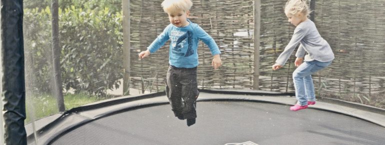 Auf dem Trampolin kann man sich auspowern